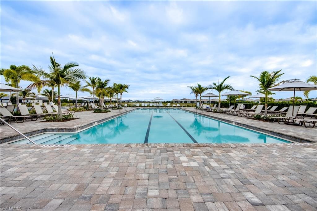 14274 Pine Lodge LN, FORT MYERS FL 33913-38