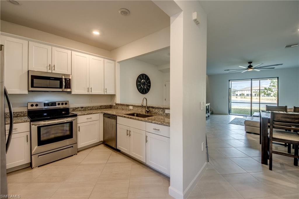 14274 Pine Lodge LN, FORT MYERS FL 33913-3