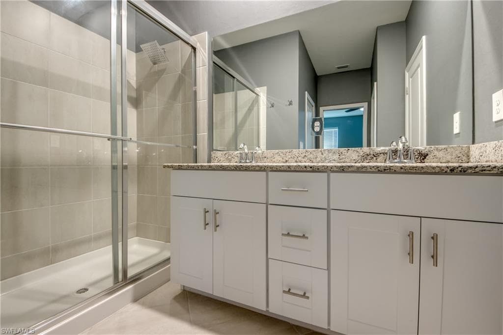 14274 Pine Lodge LN, FORT MYERS FL 33913-20