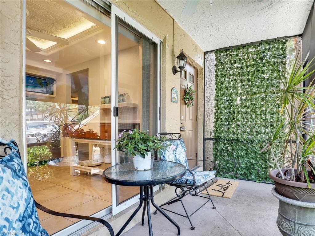 4230 Jack Frost CT # 7, NAPLES FL 34112-14