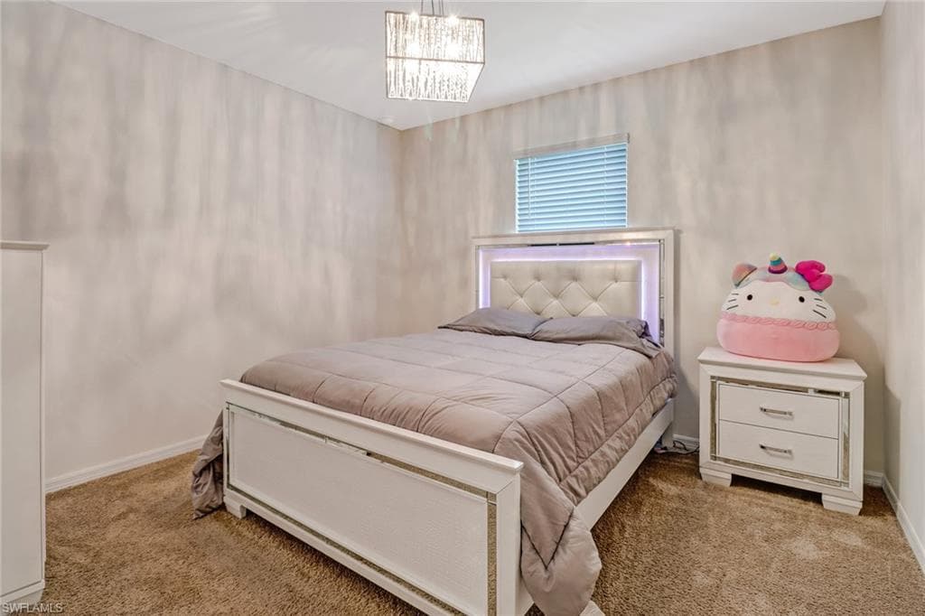 742 HADLEY PL W, NAPLES FL 34104-11