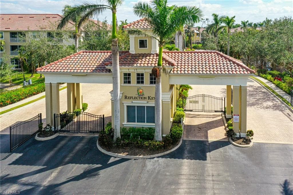 14910 Reflection Key CIR # 2311, FORT MYERS FL 33907-2