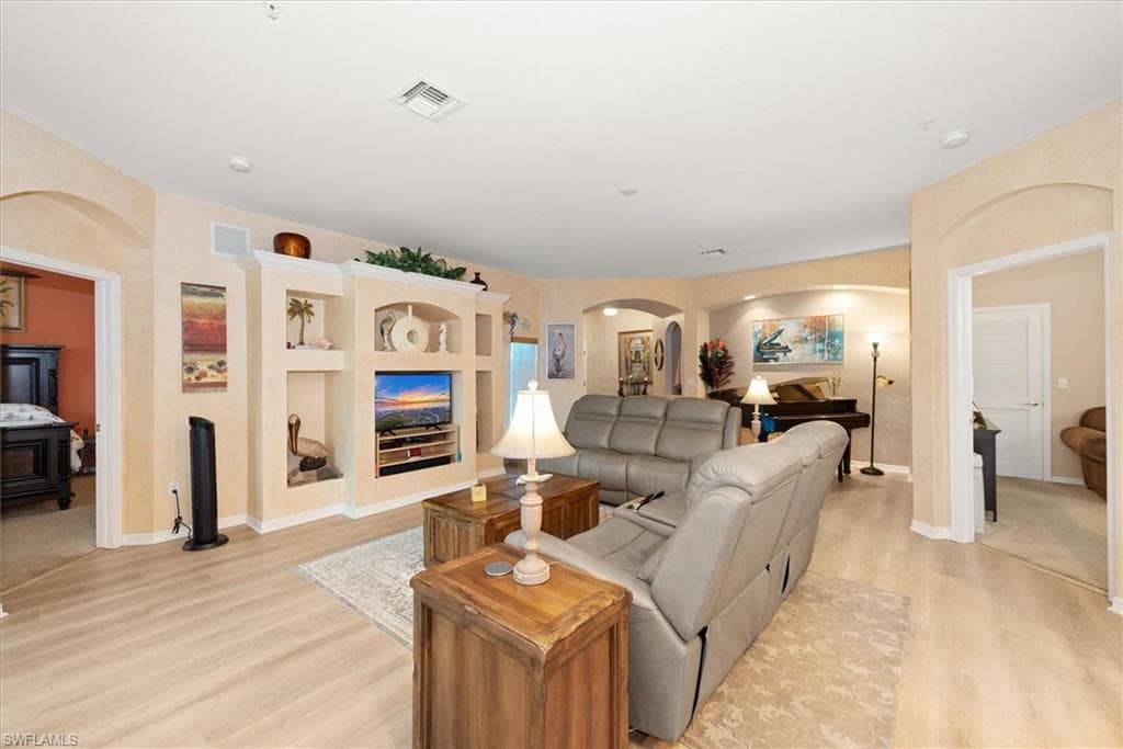 14910 Reflection Key CIR # 2311, FORT MYERS FL 33907-8
