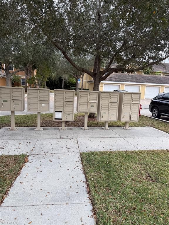 1089 Winding Pines CIR # 102, CAPE CORAL FL 33909-18