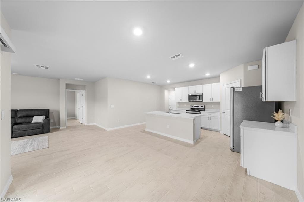 2965 Ernest WAY, FORT MYERS FL 33905-5