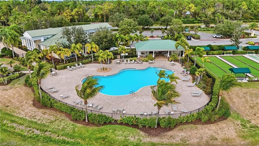 20684 Plumwood LOOP, NORTH FORT MYERS FL 33917-2