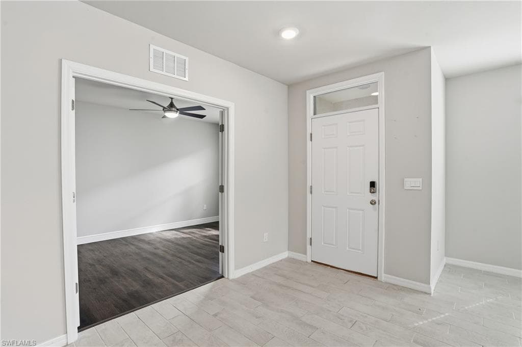 20684 Plumwood LOOP, NORTH FORT MYERS FL 33917-7