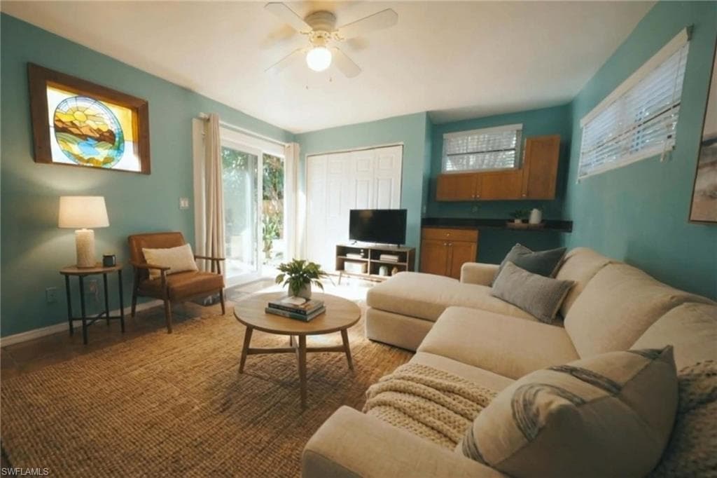 715 10th ST N, NAPLES FL 34102-22