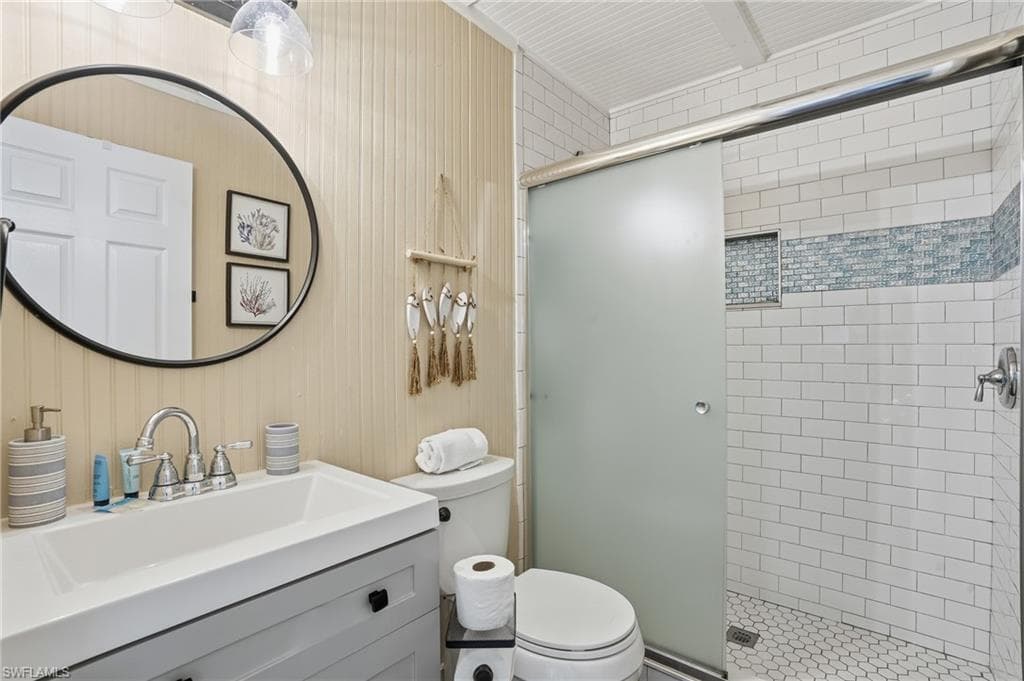 165 Connecticut ST-15