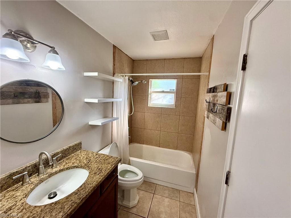 10192 Shade Tree CT, BONITA SPRINGS FL 34135-21