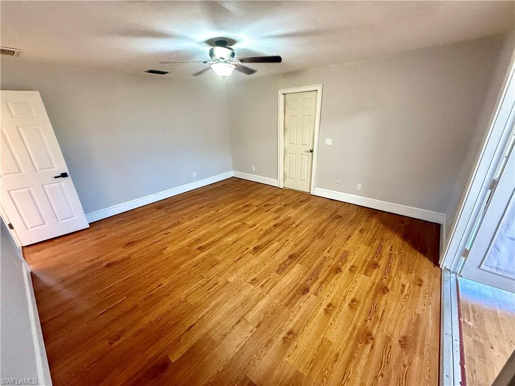 10192 Shade Tree CT, BONITA SPRINGS FL 34135-20