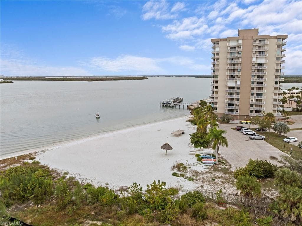 8701 Estero BLVD # 102, BONITA SPRINGS FL 33931-31