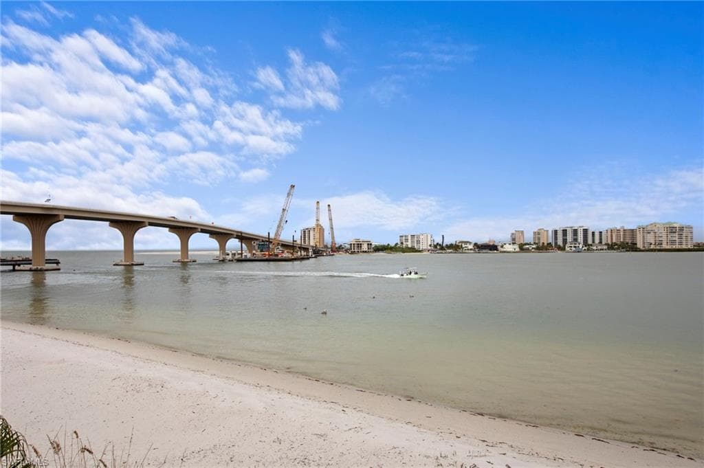 8701 Estero BLVD # 102, BONITA SPRINGS FL 33931-18