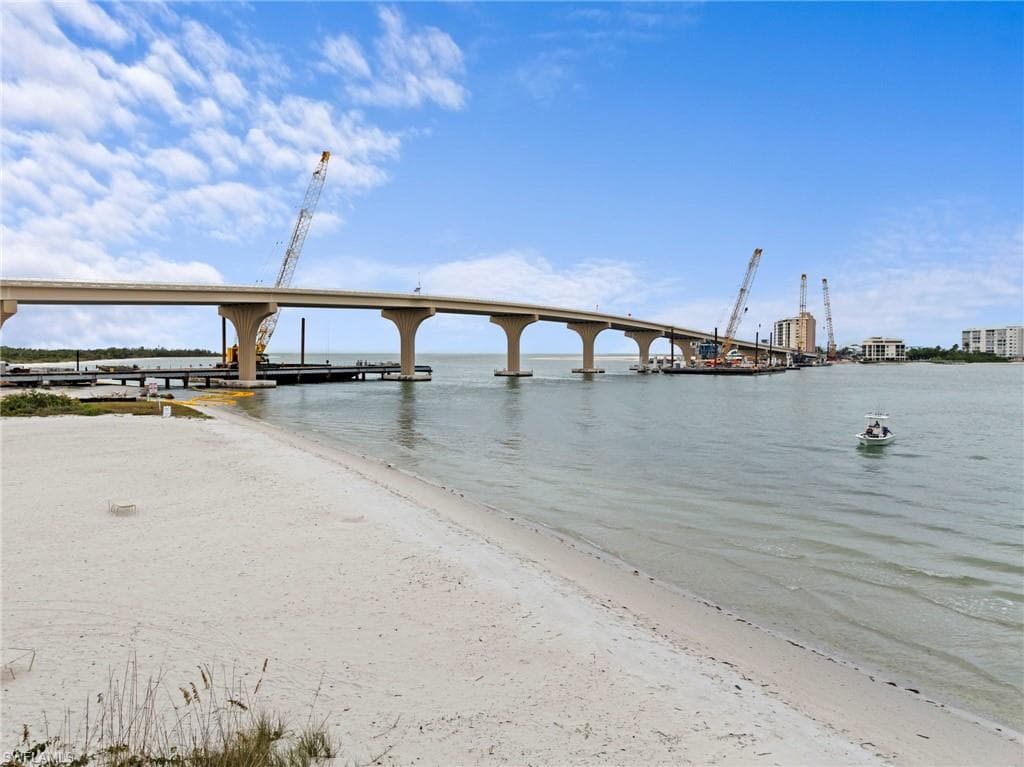 8701 Estero BLVD # 102, BONITA SPRINGS FL 33931-30