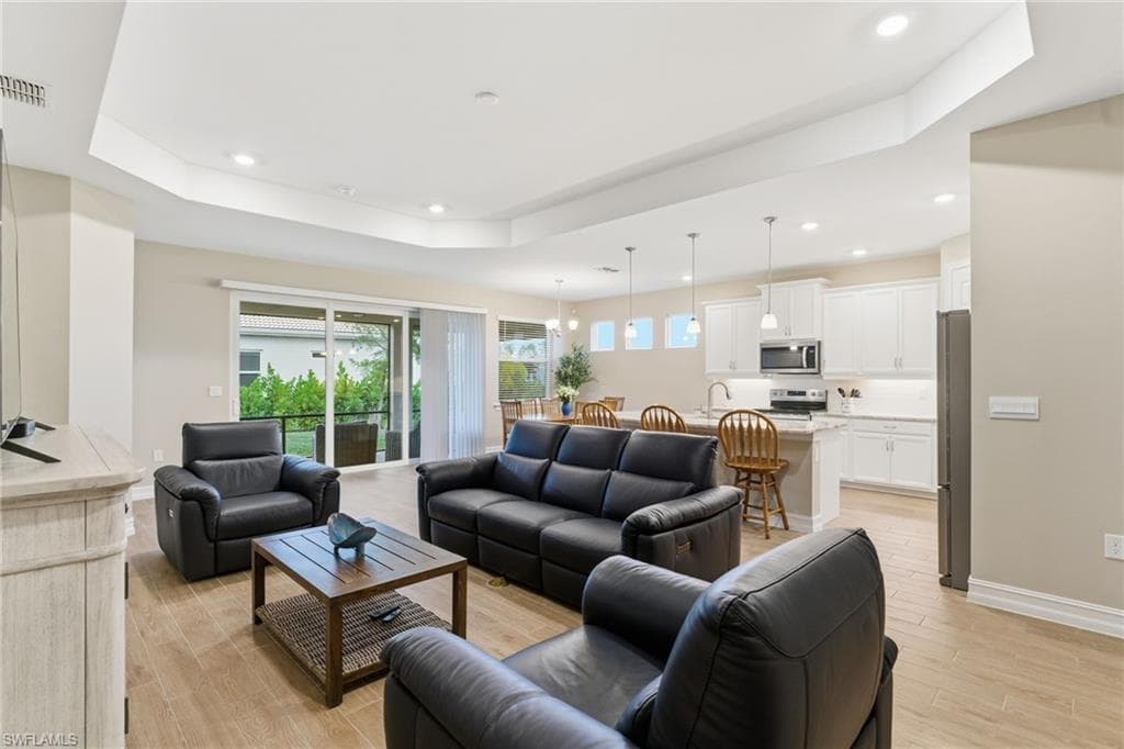 3371 Cherry Palm DR, NORTH FORT MYERS FL 33917-3