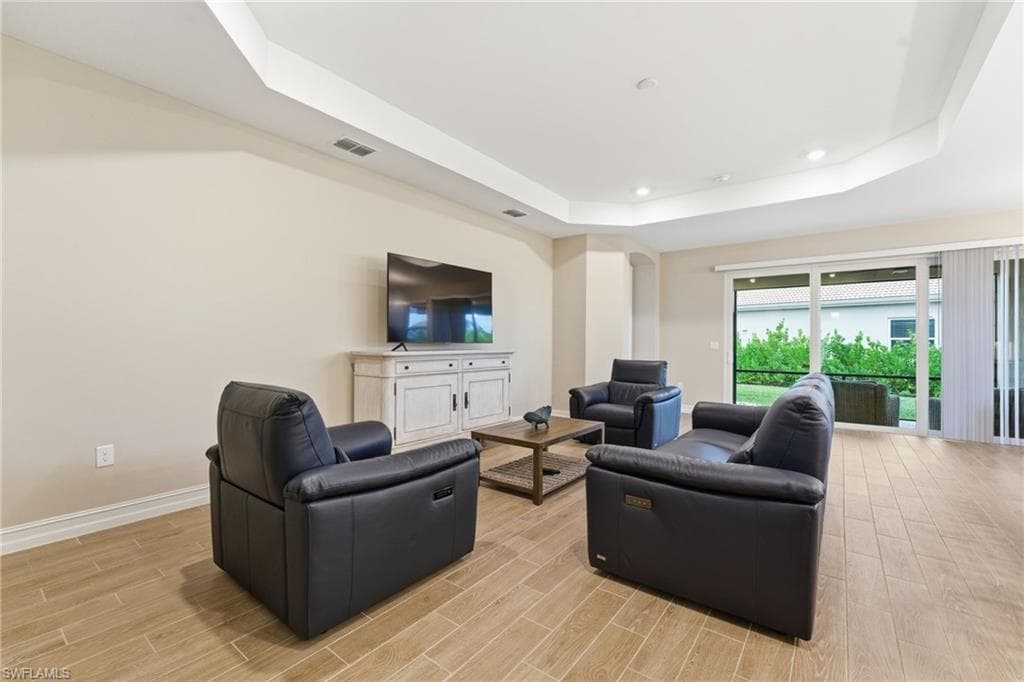 3371 Cherry Palm DR, NORTH FORT MYERS FL 33917-7