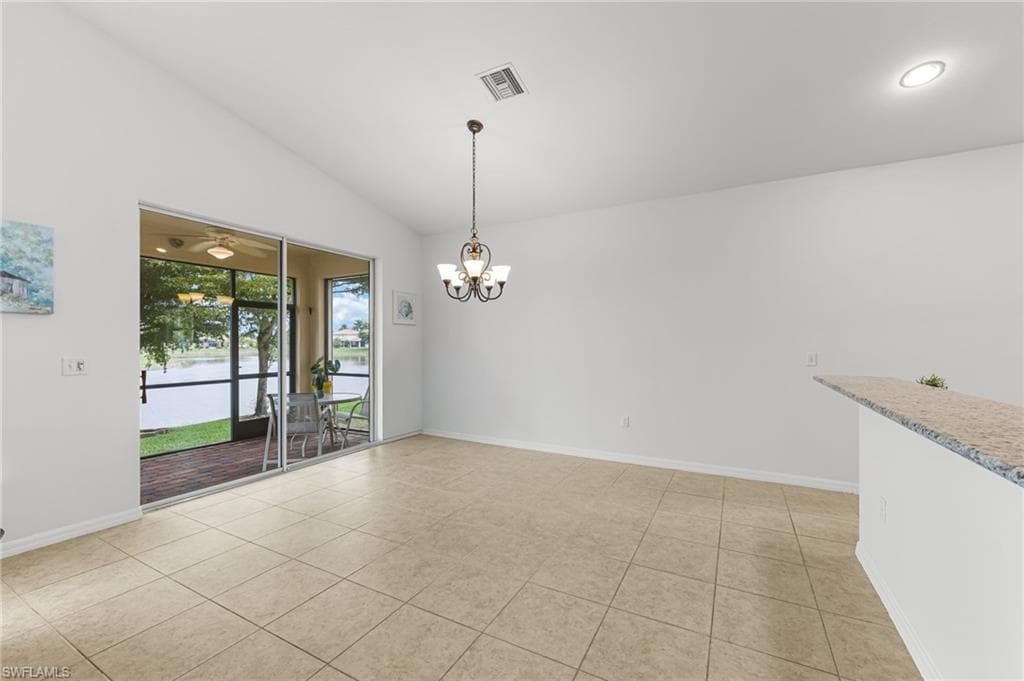 8615 Sumner AVE, FORT MYERS FL 33908-12