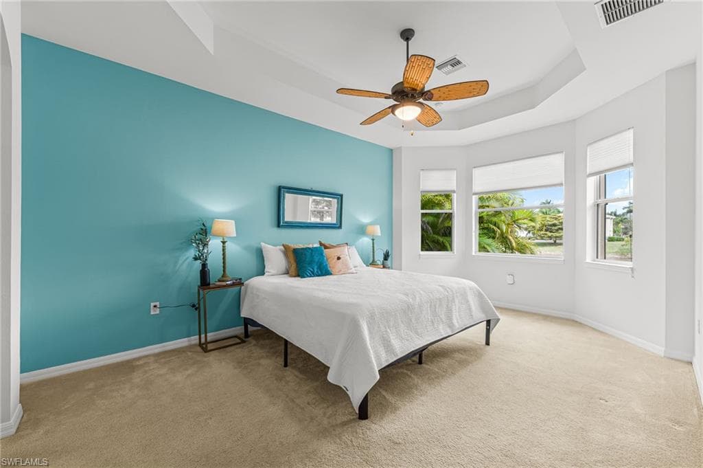 8615 Sumner AVE, FORT MYERS FL 33908-16