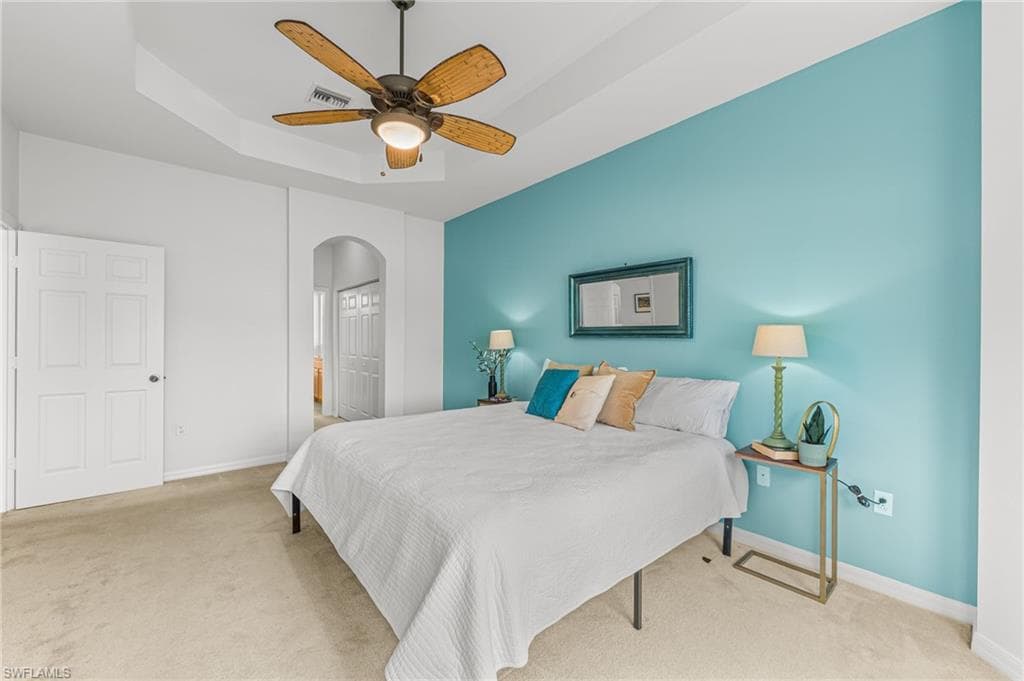 8615 Sumner AVE, FORT MYERS FL 33908-15