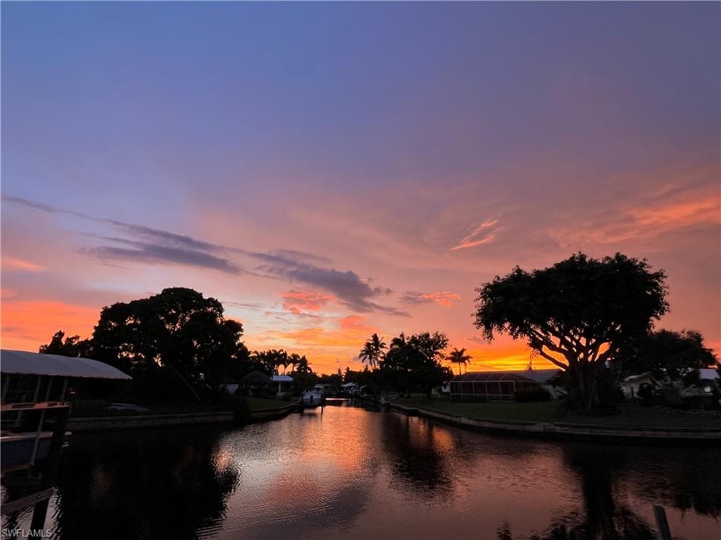 5972 Baker CT, FORT MYERS FL 33919-22