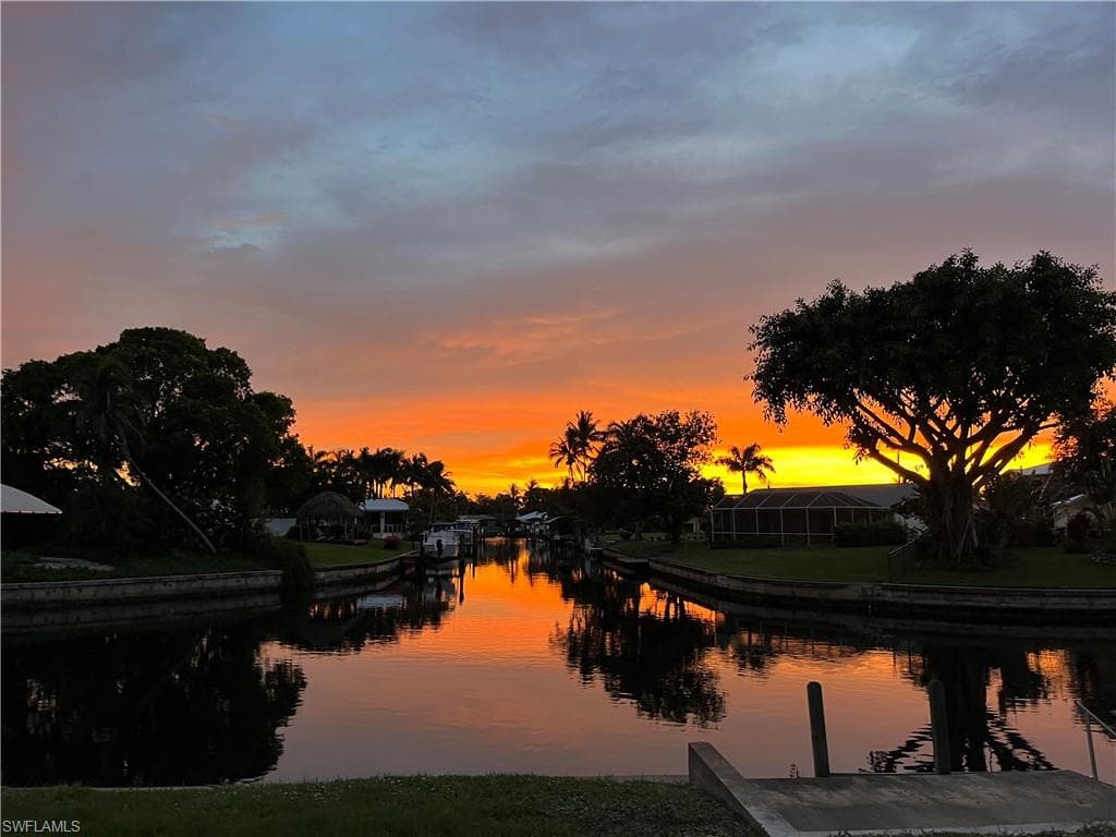 5972 Baker CT, FORT MYERS FL 33919-20