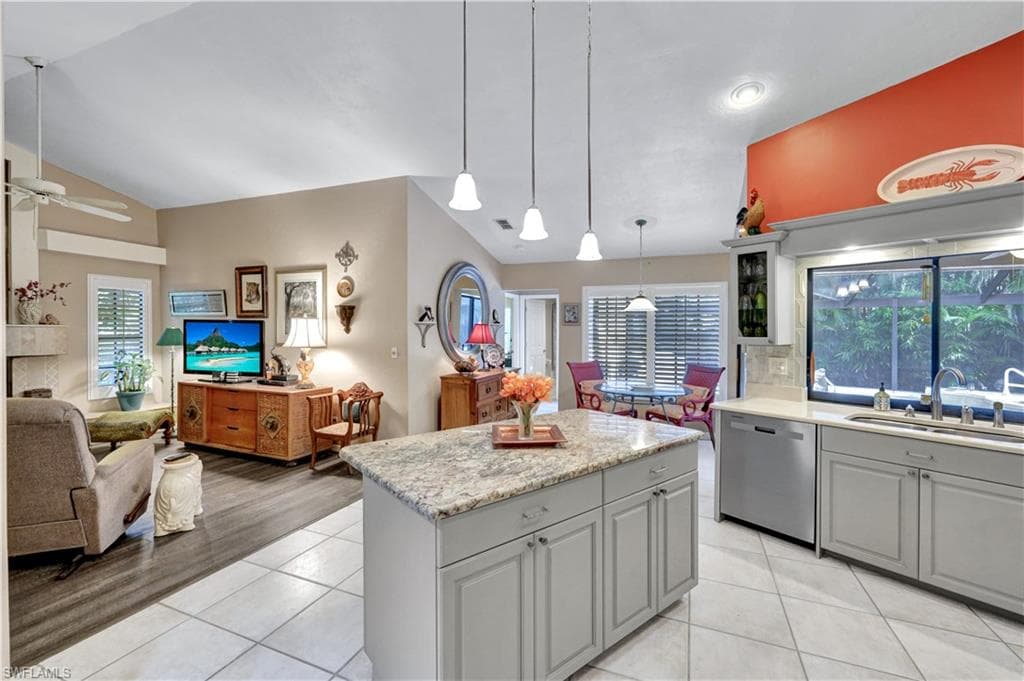 15830 Gleneagle CT, FORT MYERS FL 33908-38