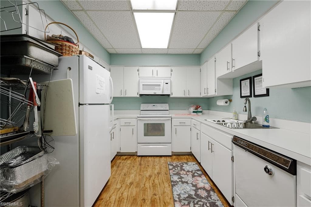 2244 Winkler AVE # 207, FORT MYERS FL 33901-26