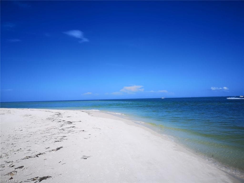 206 Ibis ST, FORT MYERS BEACH FL 33931-9