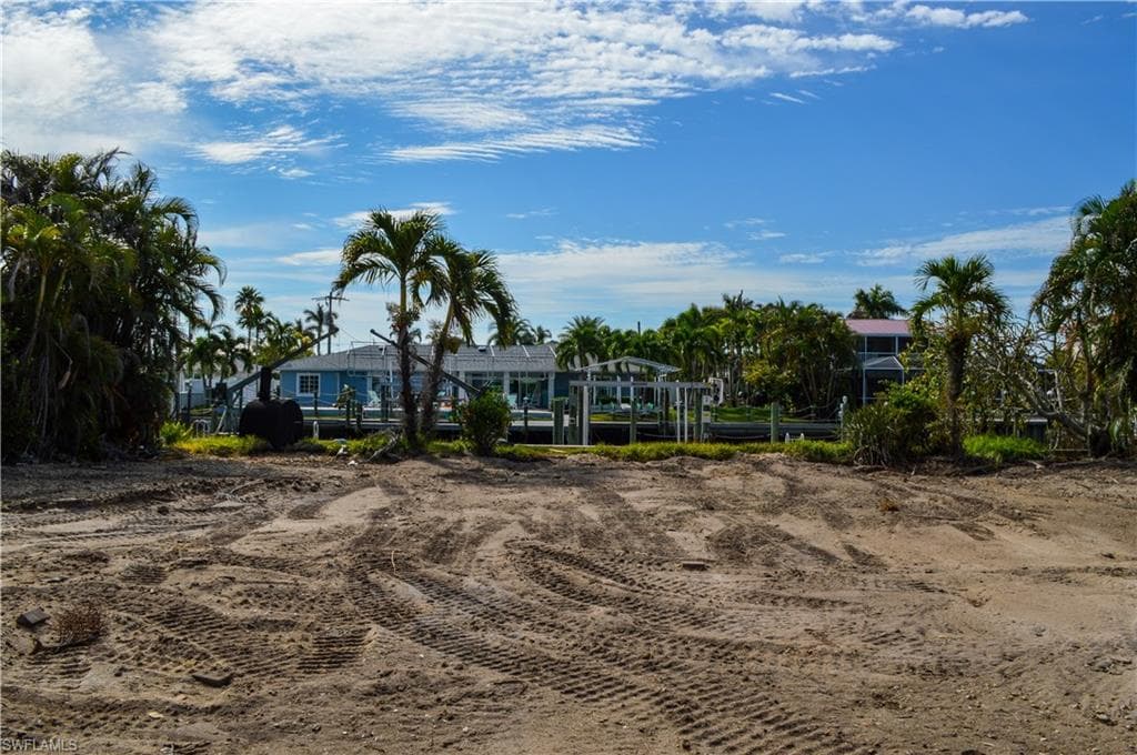 206 Ibis ST, FORT MYERS BEACH FL 33931-24