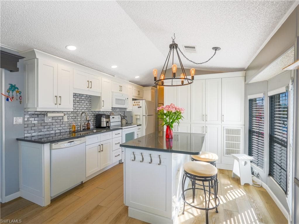 2048 Crystal Lake DR, NAPLES FL 34120-12