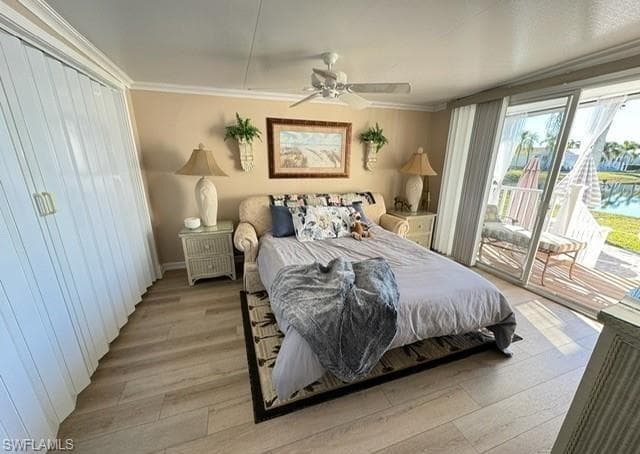 2048 Crystal Lake DR, NAPLES FL 34120-23
