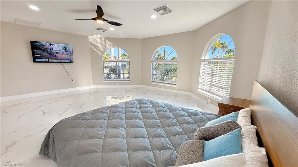 201 Randy LN, FORT MYERS BEACH FL 33931-27