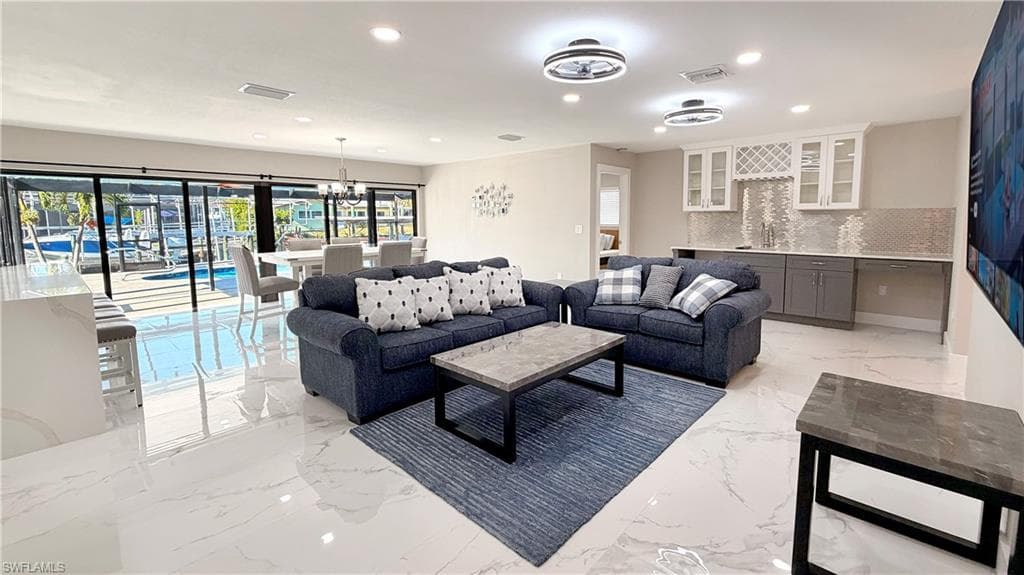 201 Randy LN, FORT MYERS BEACH FL 33931-14