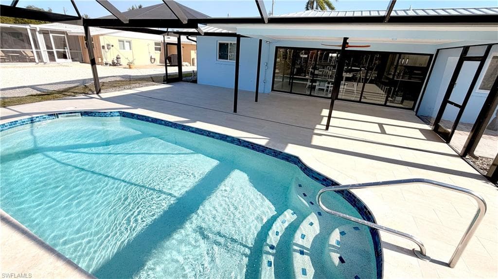 201 Randy LN, FORT MYERS BEACH FL 33931-38