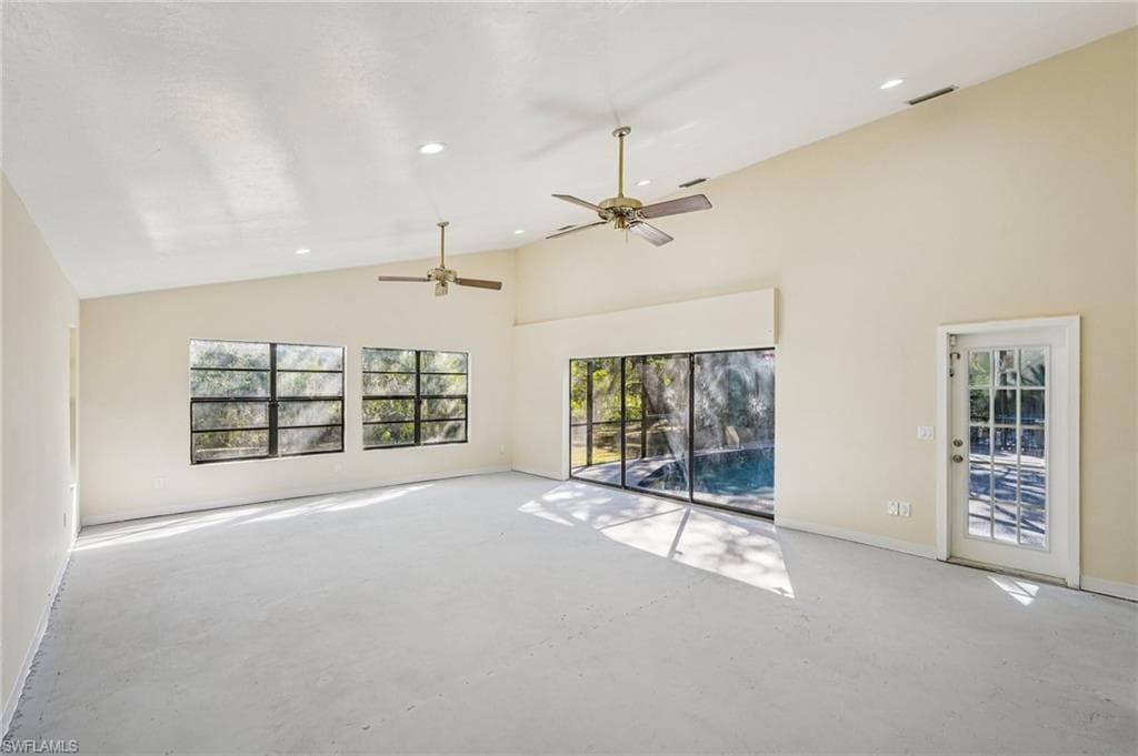 7280 Pelas CIR, NORTH FORT MYERS FL 33917-16