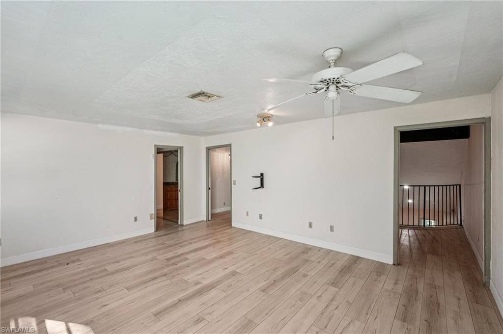 7280 Pelas CIR, NORTH FORT MYERS FL 33917-32