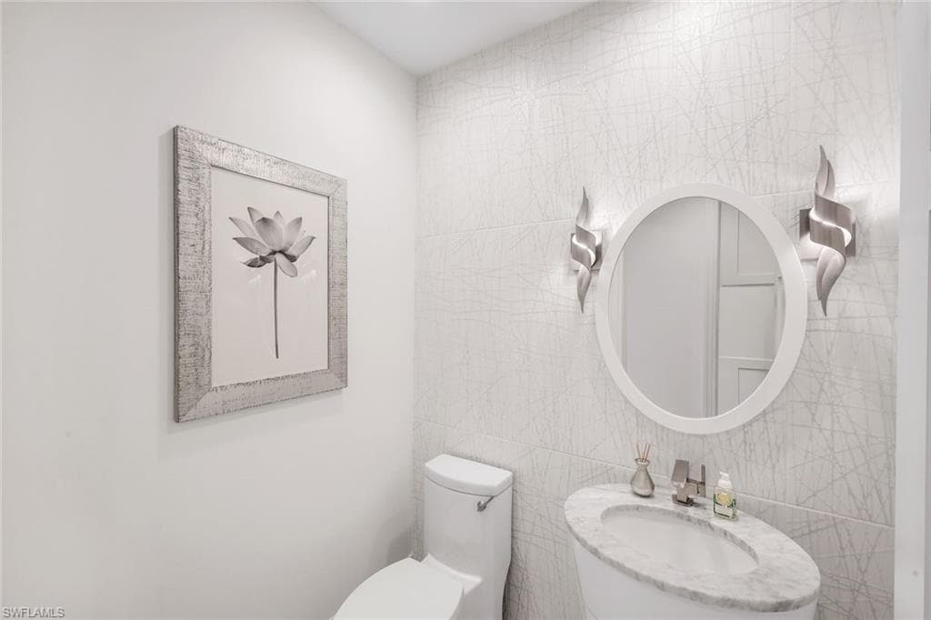 1135 3rd AVE S # 210, NAPLES FL 34102-24