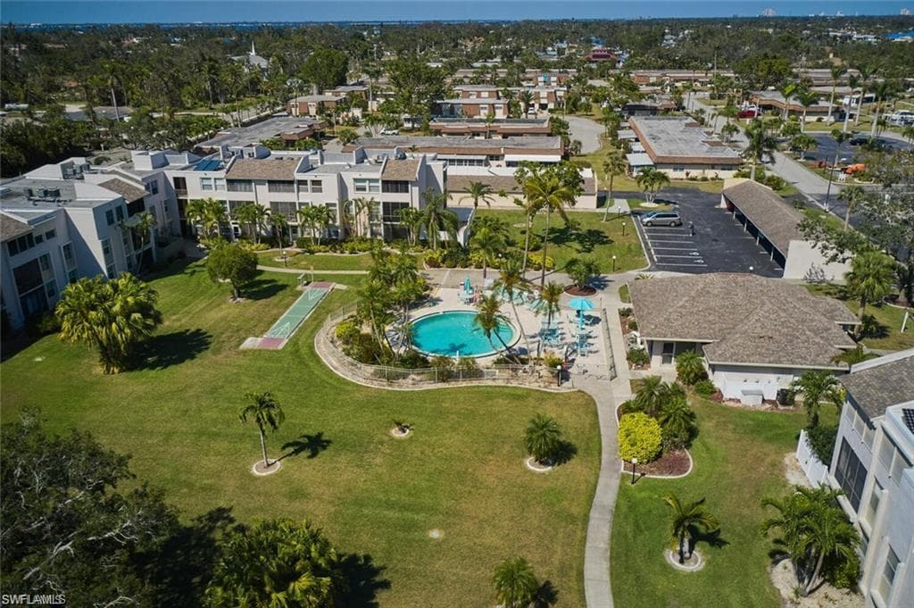5959 Winkler RD # 307, FORT MYERS FL 33919-26