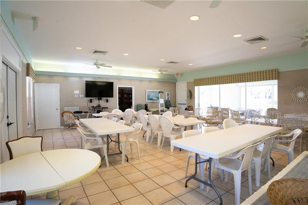 5959 Winkler RD # 307, FORT MYERS FL 33919-21