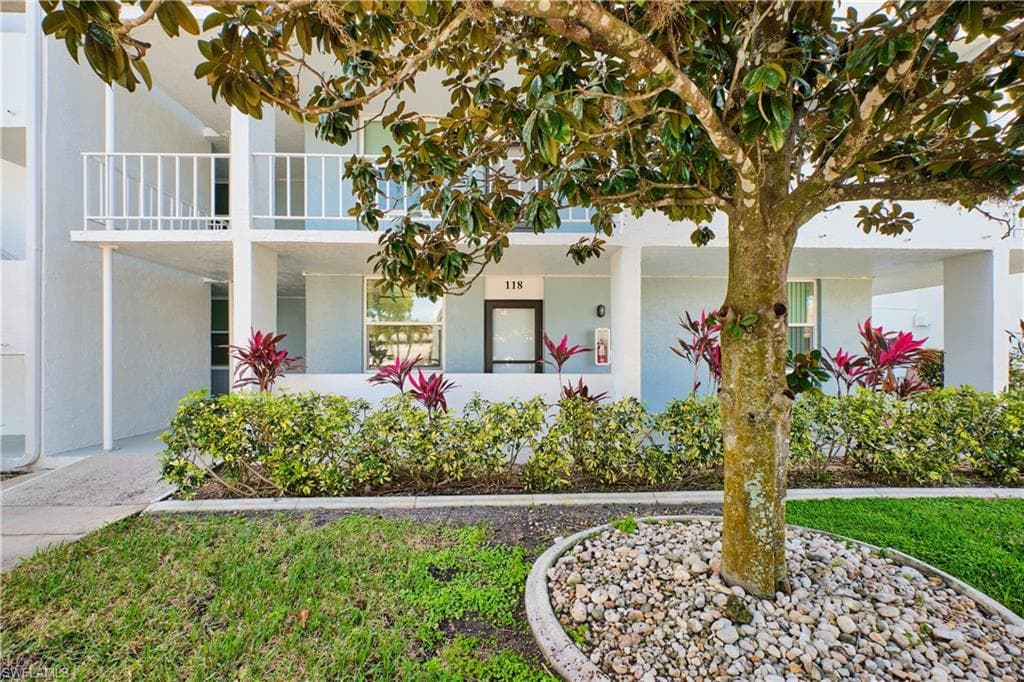 5959 Winkler RD # 118, FORT MYERS FL 33919-1