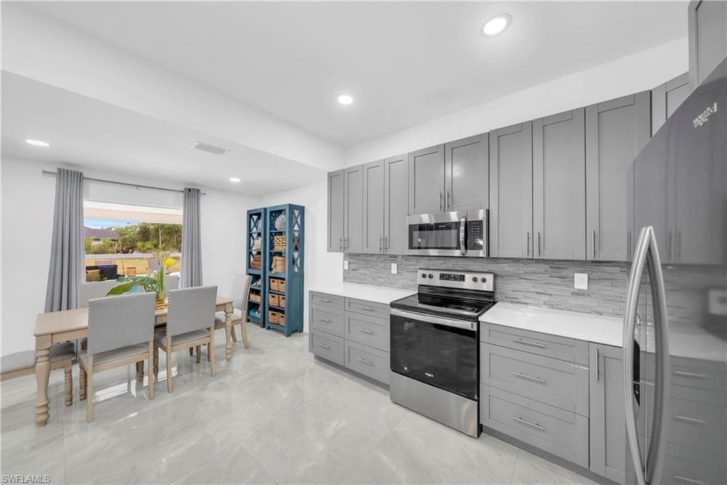 7881 Buckingham RD, FORT MYERS FL 33905-12