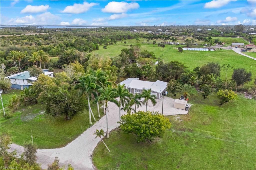 5675 Sandal LN, BOKEELIA FL 33922-2