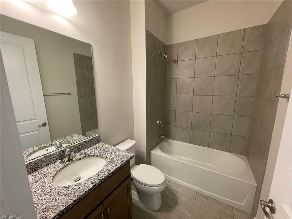 14815 Loggerhead DR, NAPLES FL 34120-11
