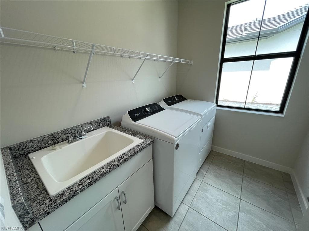 14815 Loggerhead DR, NAPLES FL 34120-24