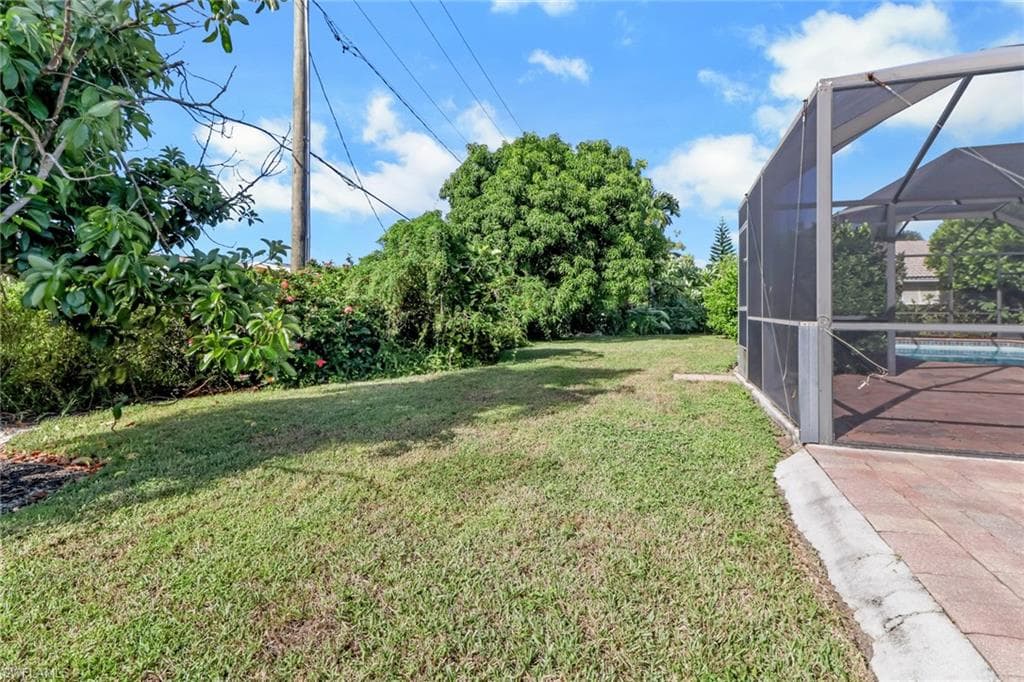 750 Southern Pines DR, NAPLES FL 34103-35