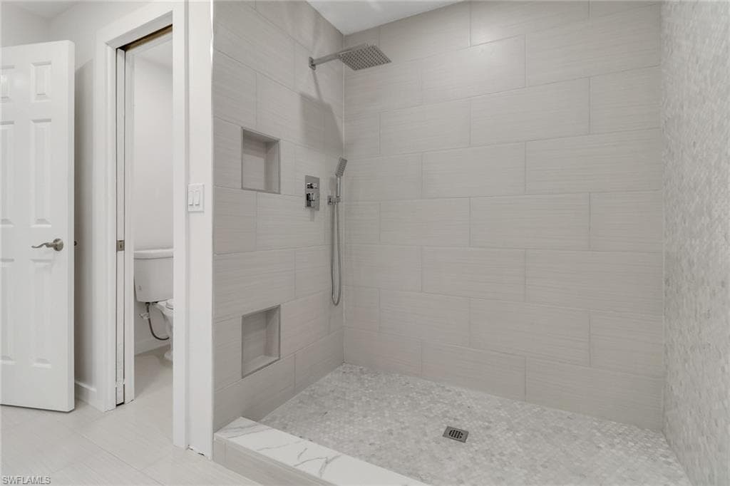 750 Southern Pines DR, NAPLES FL 34103-19