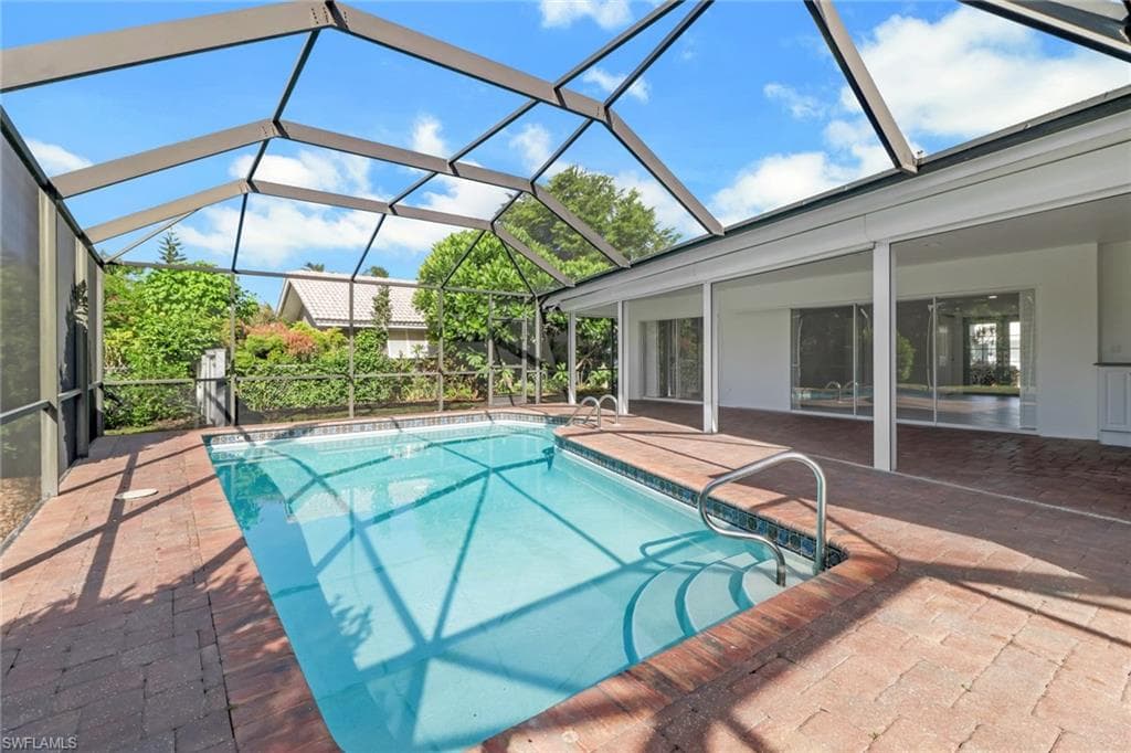 750 Southern Pines DR, NAPLES FL 34103-32