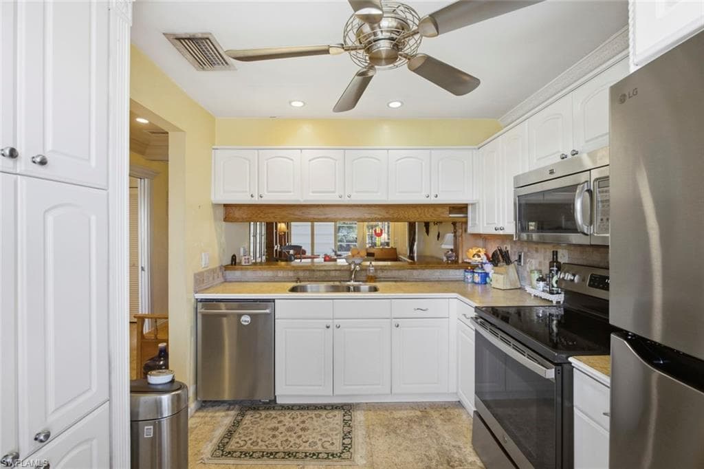 194 Palm DR # 2, NAPLES FL 34112-15