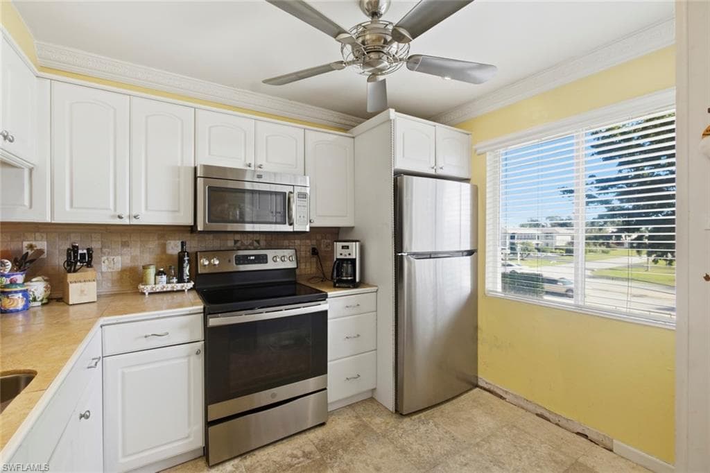 194 Palm DR # 2, NAPLES FL 34112-13