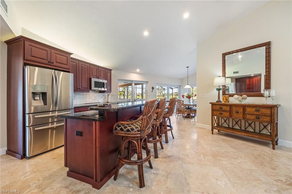 6104 Deer RUN, FORT MYERS FL 33908-12